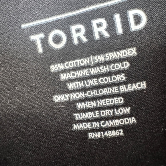 Torrid Foldover Pencil Skirt Black - Picture 5 of 7